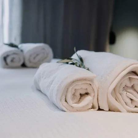 Luxury Living Апартаменты *